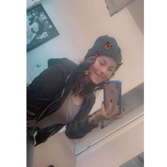 hannah_overholt